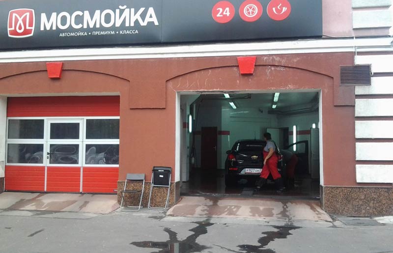 мойка автомобилей на фото